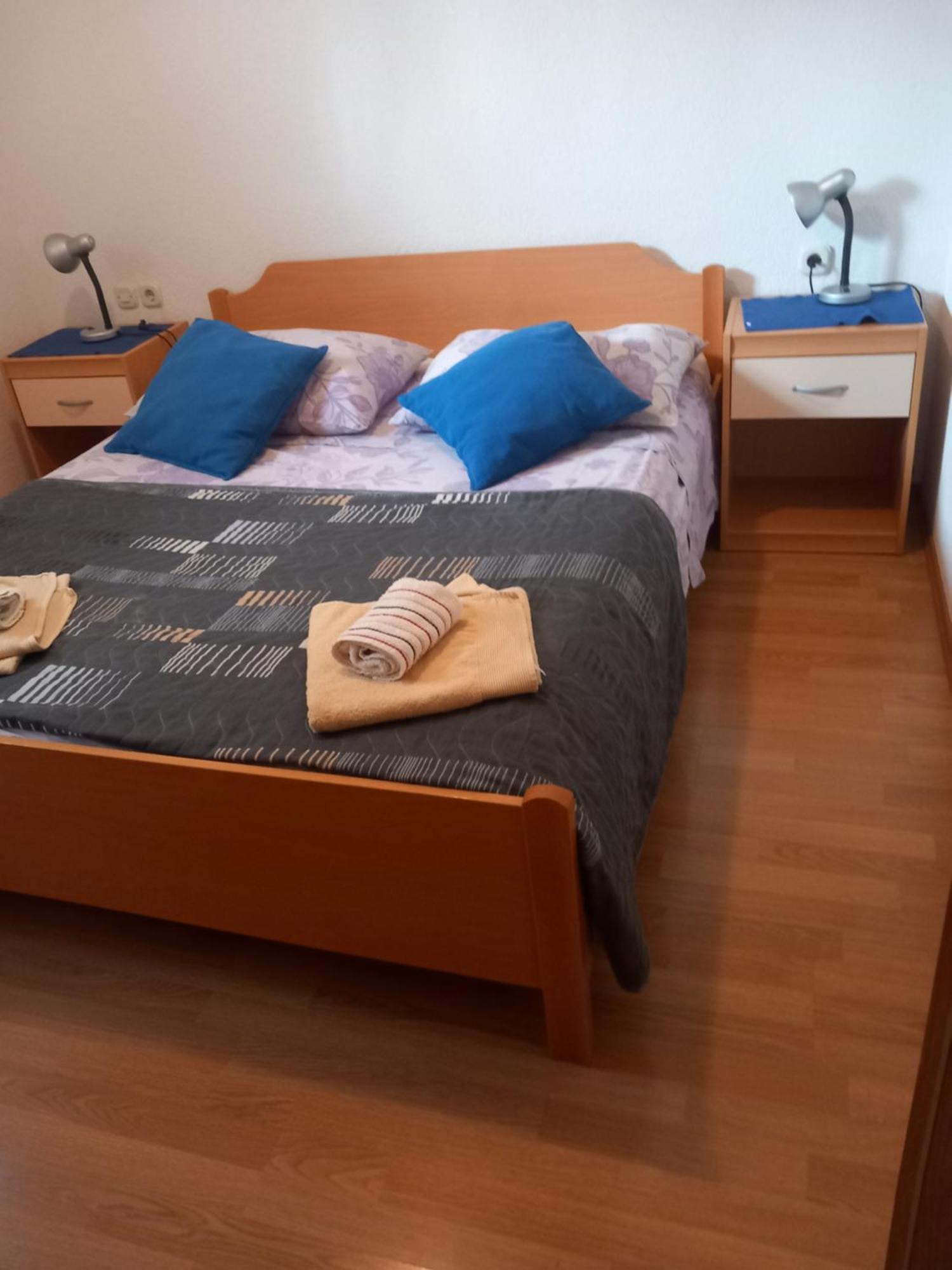 Apartments Jerica Бол Экстерьер фото